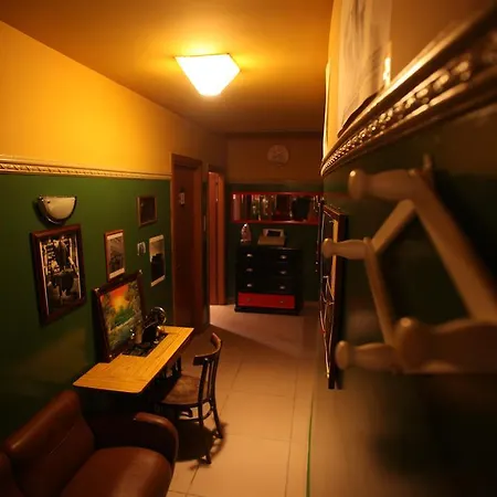 Hostel Propaganda *